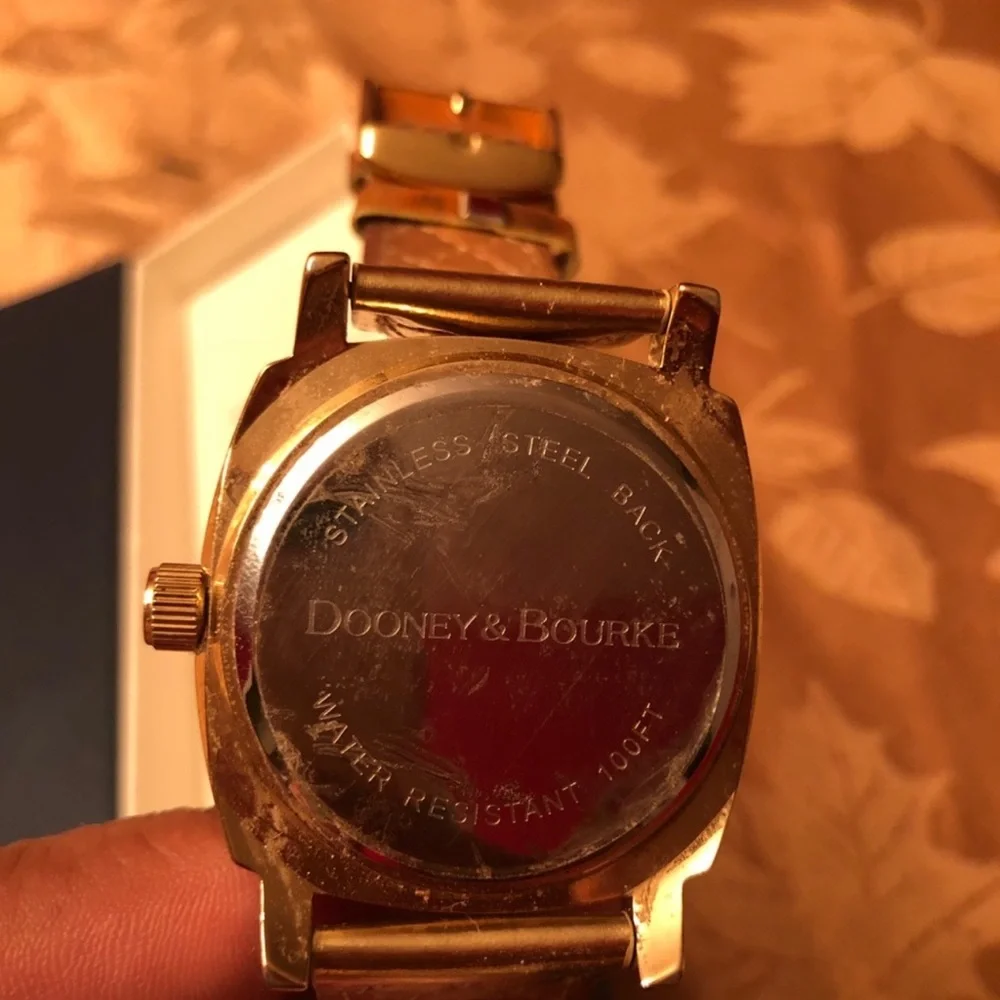 Dooney&Bourke Watch - Picture 3 of 5